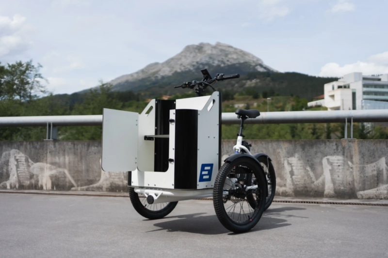 Bikehighway.com - Etnnic Cargo Trike Large